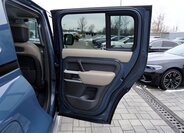 Land Rover Defender SUV 3,0 l 294 kw