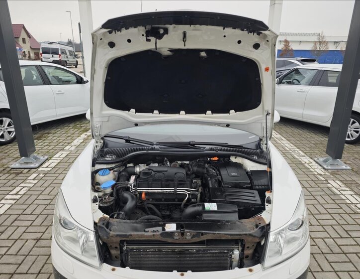 Škoda Octavia Kombi 2,0 l 103 kw