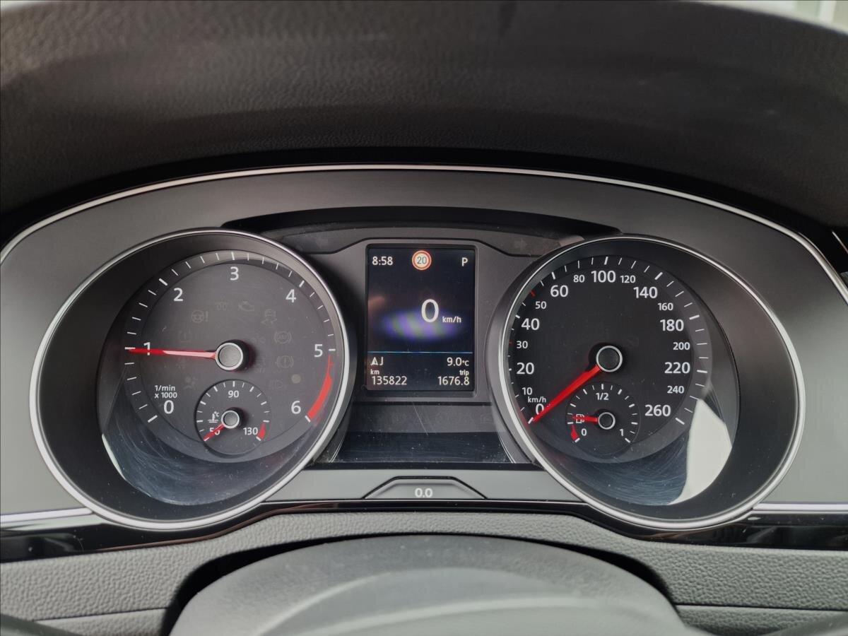 Volkswagen Passat Sedan / Limuzína 2,0 l 147 kw