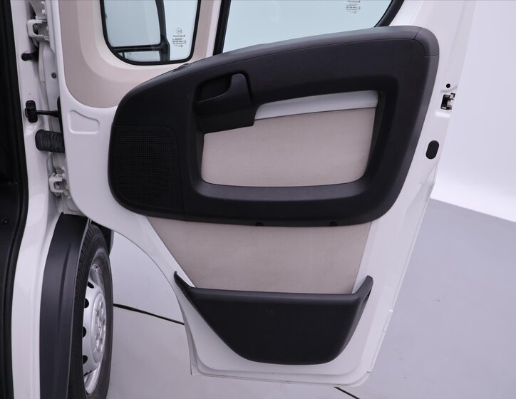 Peugeot Boxer Skříň 2,0 l 96 kw
