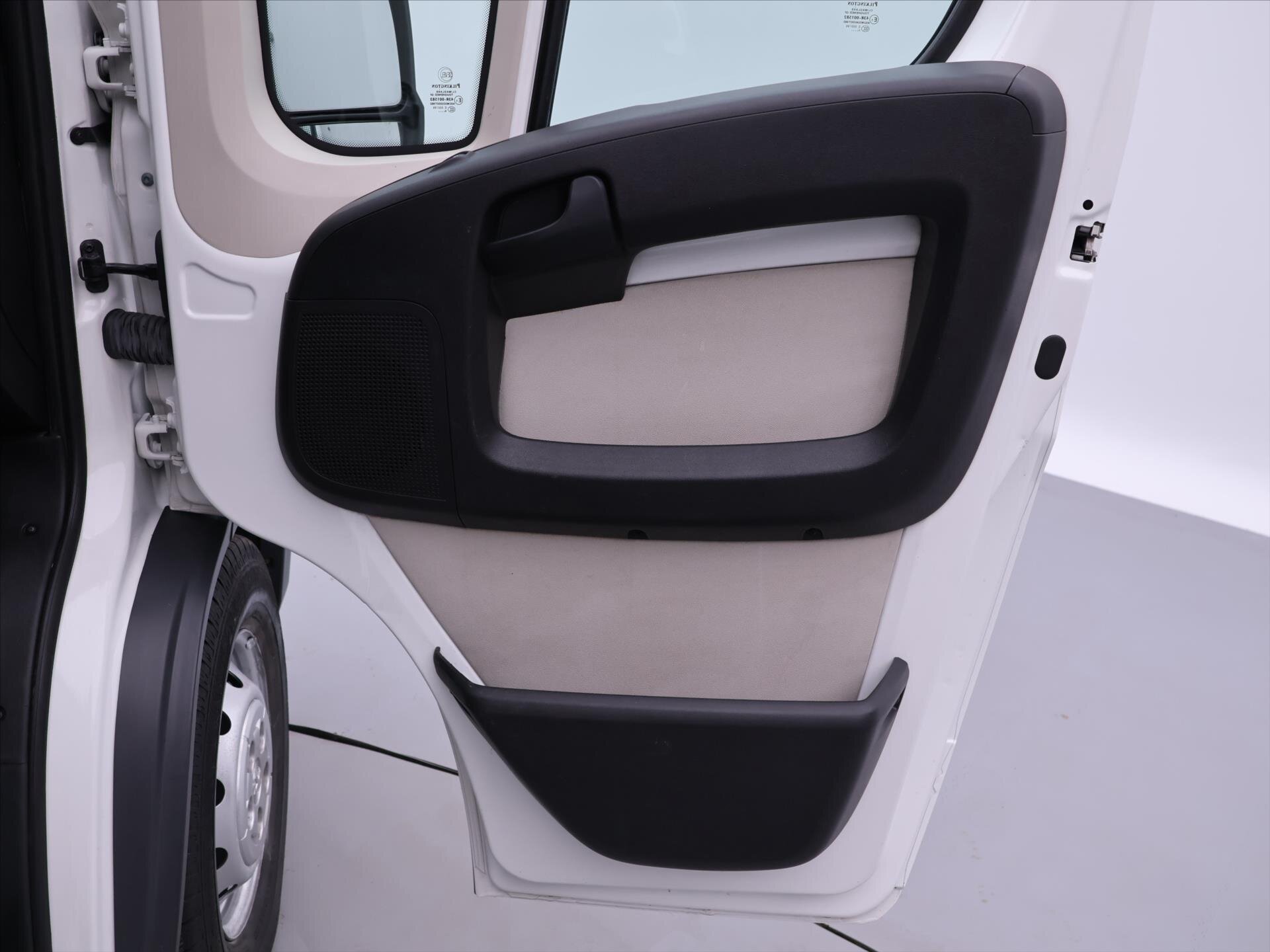 Peugeot Boxer Skříň 2,0 l 96 kw