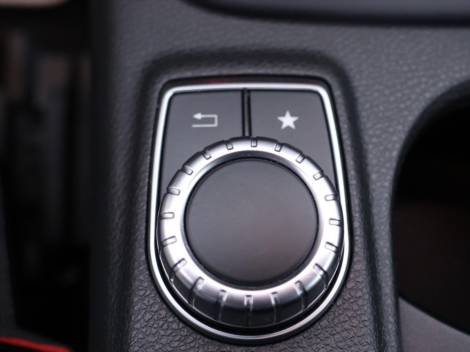 Mercedes-Benz CLA Kombi 2,0 l 155 kw