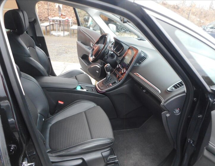 Renault Grand Scénic MPV 1,5 l 81 kw