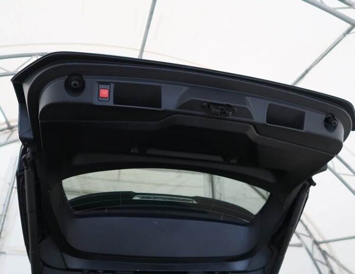 Peugeot 308 Kombi 1,2 l 100 kw