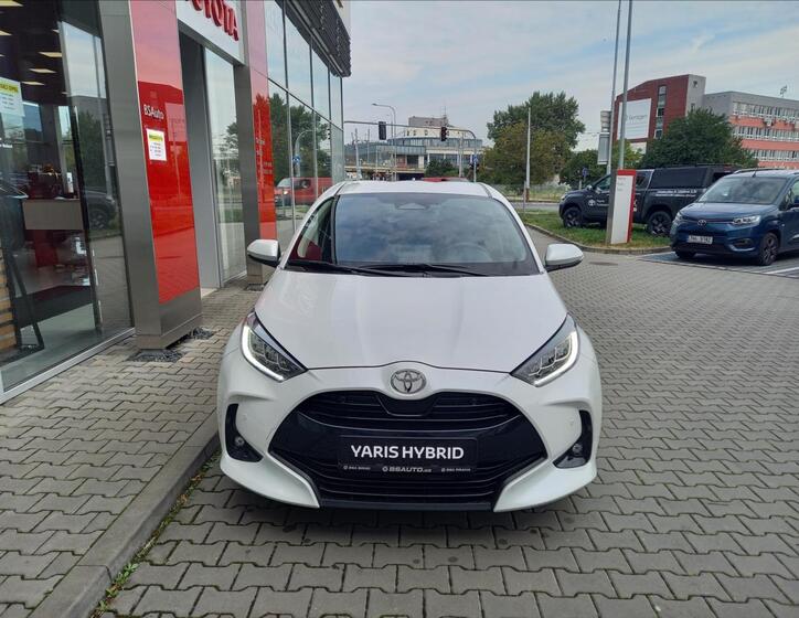 Toyota Yaris 2