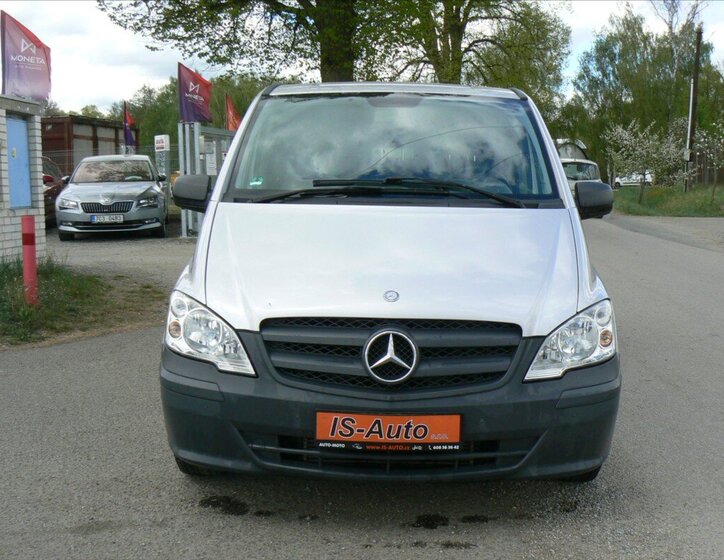 Mercedes-Benz Vito MPV 2,1 l 120 kw