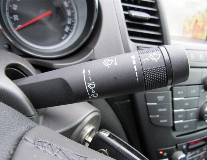 Opel Insignia Sedan / Limuzína 2,0 l 118 kw