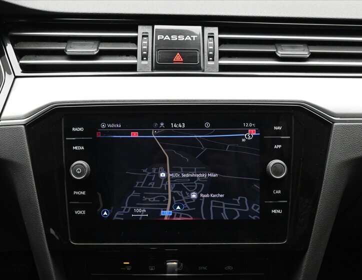 Volkswagen Passat Kombi 2,0 l 90 kw