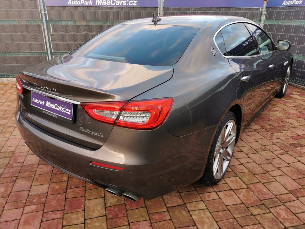 Maserati Quattroporte Sedan / Limuzína 3,0 l 202 kw