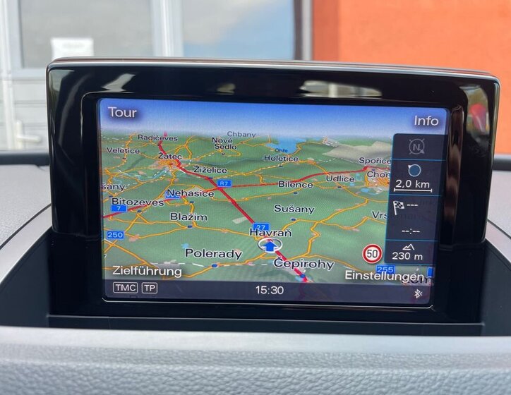 Audi Q3 SUV / Terénní 2,0 l 110 kw