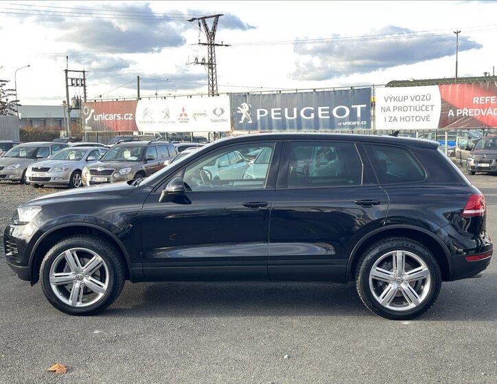 Volkswagen Touareg 8