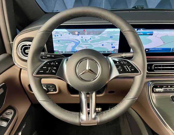 Mercedes-Benz Třídy V 13