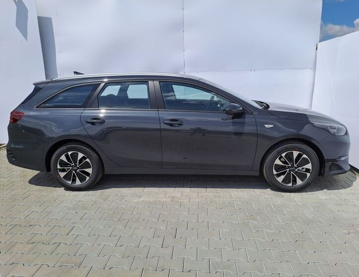 KIA Ceed 8