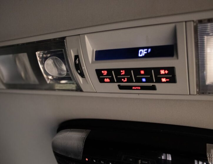 Volkswagen Ostatní VAN-Minibus 2,0 l 150 kw