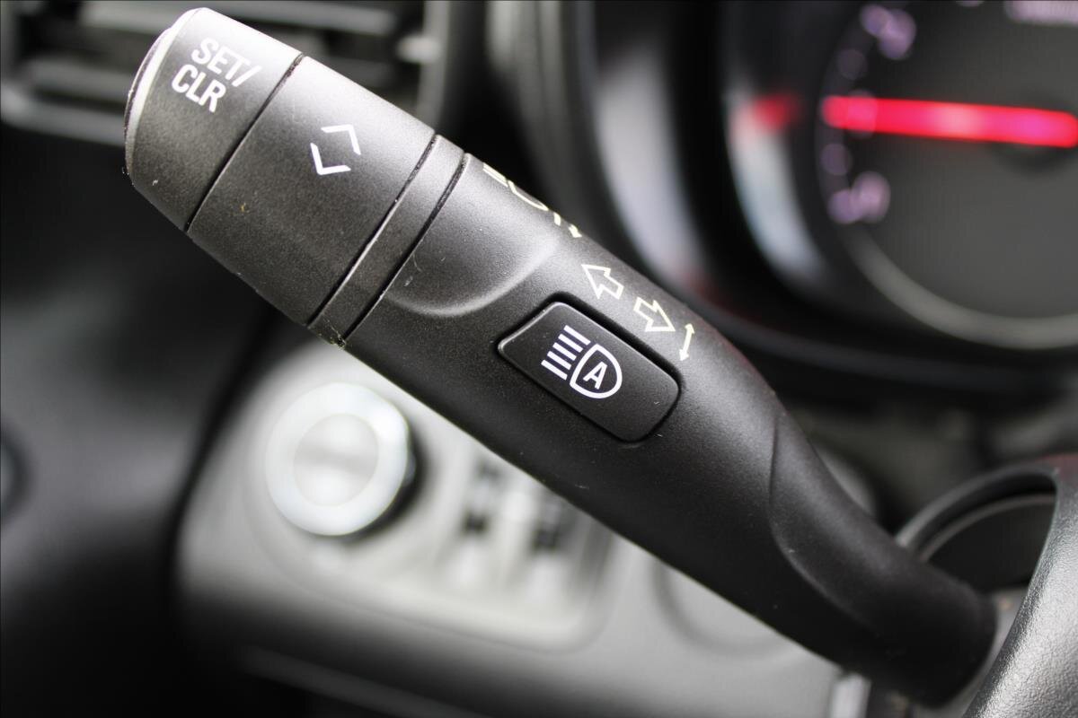 Opel Combo Skříň 1,5 l 96 kw