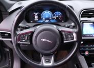 Jaguar F-Pace 23