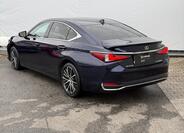 Lexus ES 300h 4