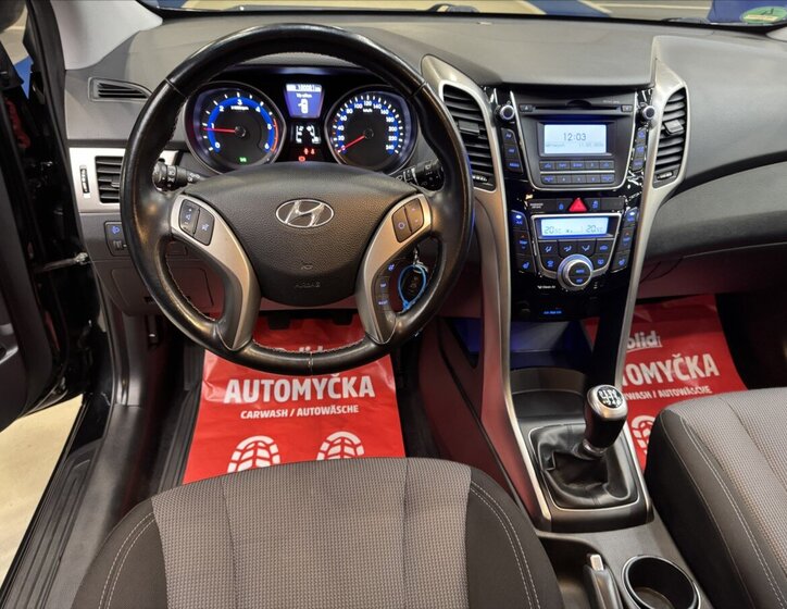 Hyundai i30 Kombi 1,6 l 81 kw