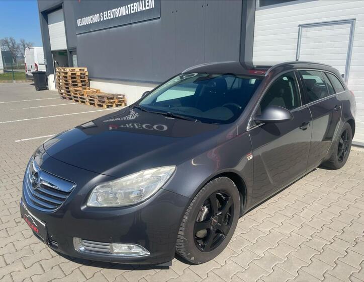 Opel Insignia 1
