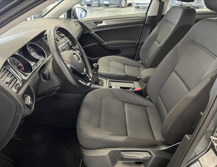 Volkswagen Golf Hatchback 1,5 l 96 kw