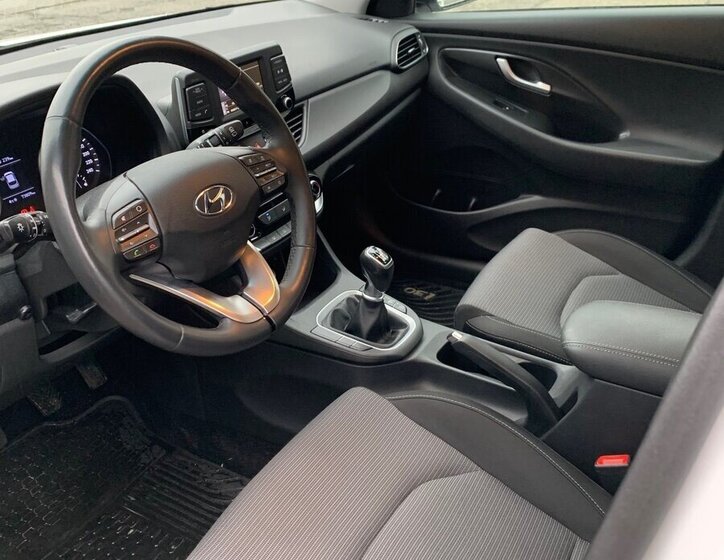 Hyundai i30 Kombi 998,0 88 kw