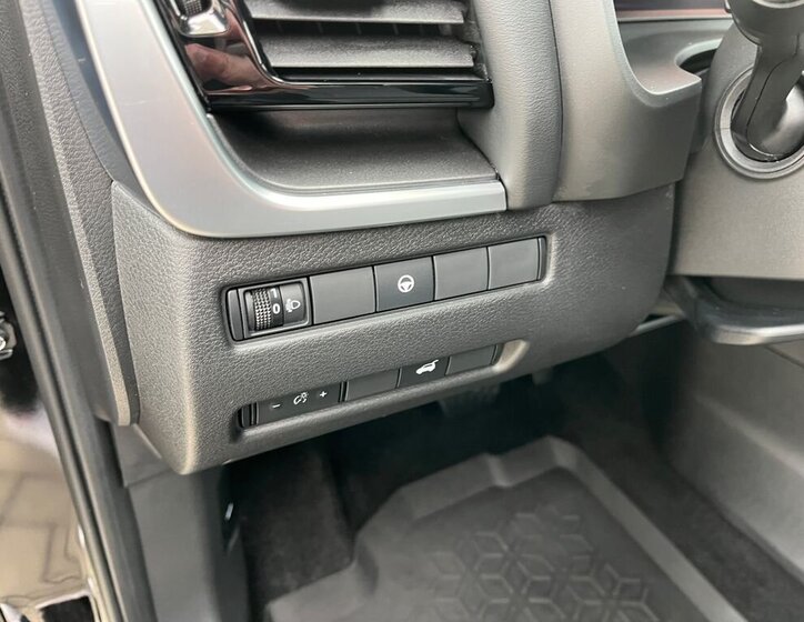 Nissan Ostatní SUV / Terénní 1,5 l 116 kw