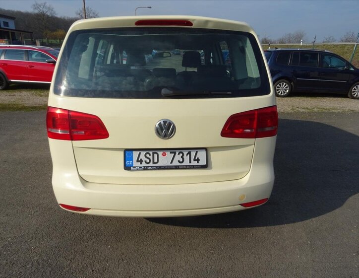 Volkswagen Touran Kombi 1,6 l 77 kw