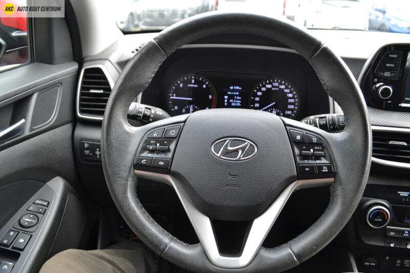 Hyundai Tucson SUV 1,6 l 100 kw