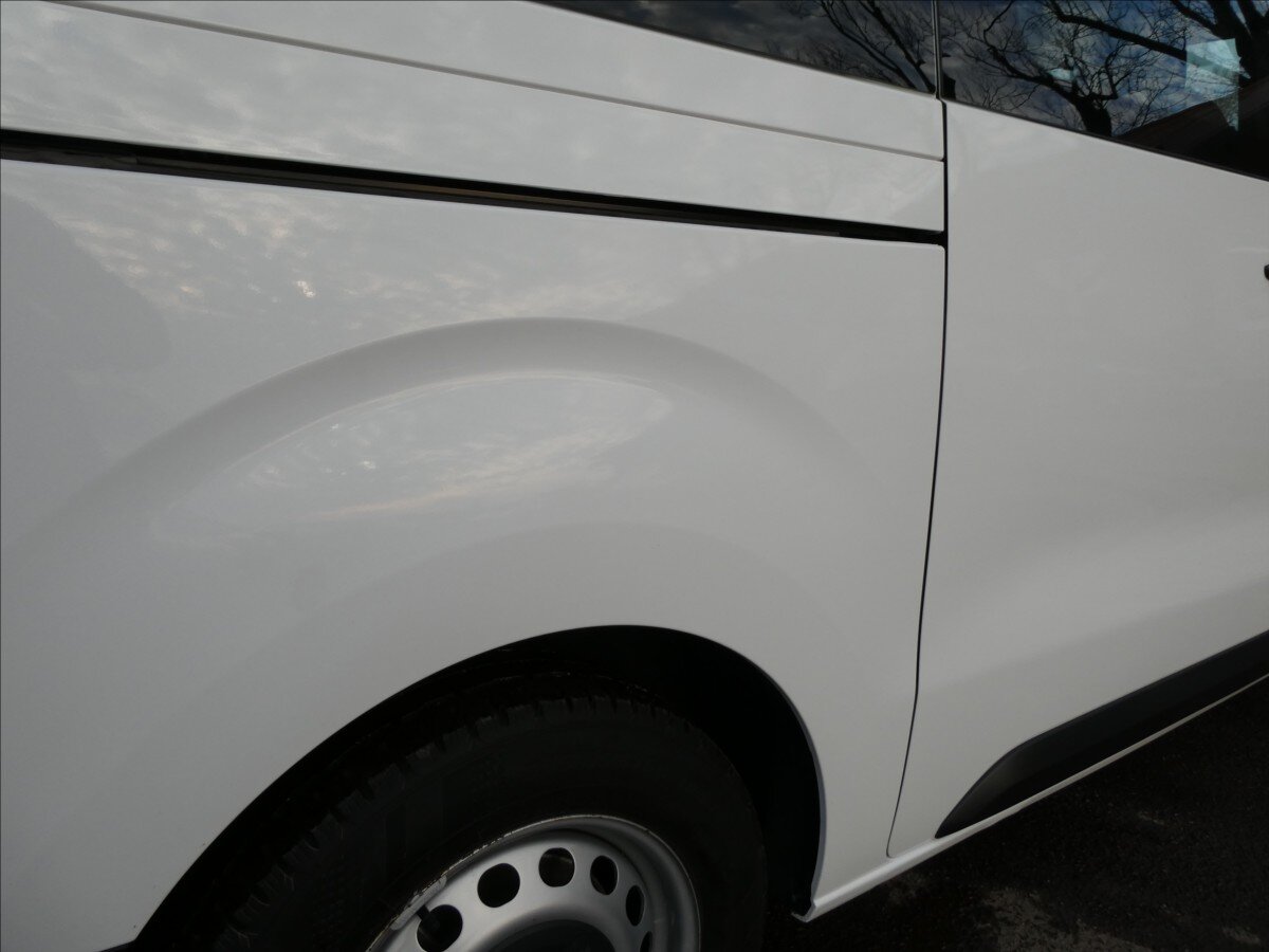 Peugeot Expert Kombi 1,5 l 88 kw