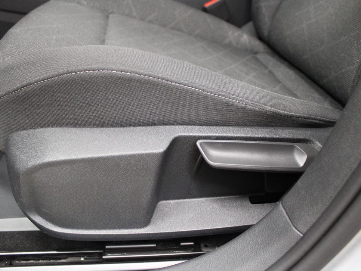 Volkswagen Golf Kombi 1,5 l 110 kw