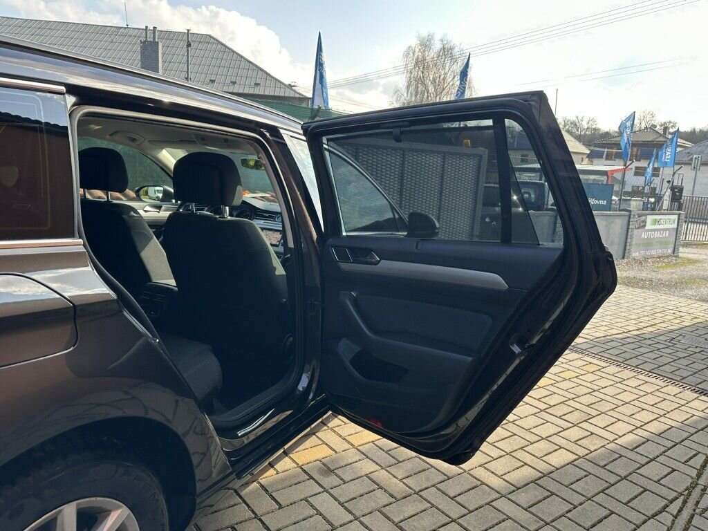Volkswagen Passat Kombi 2,0 l 110 kw