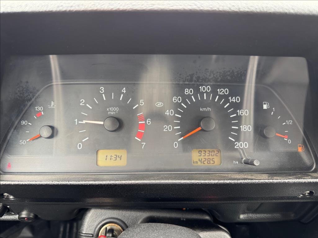 Lada Niva SUV / Terénní 1,7 l 61 kw