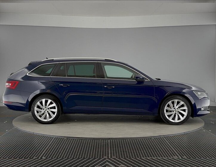 Škoda Superb Kombi 2,0 l 110 kw