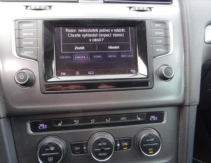 Volkswagen Golf Kombi 1,6 l 81 kw