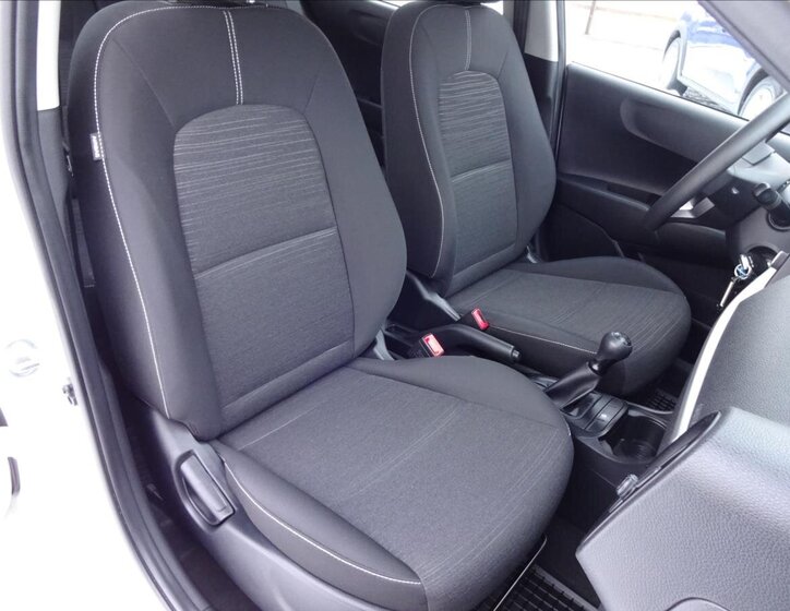 KIA Picanto Hatchback 998,0 49 kw