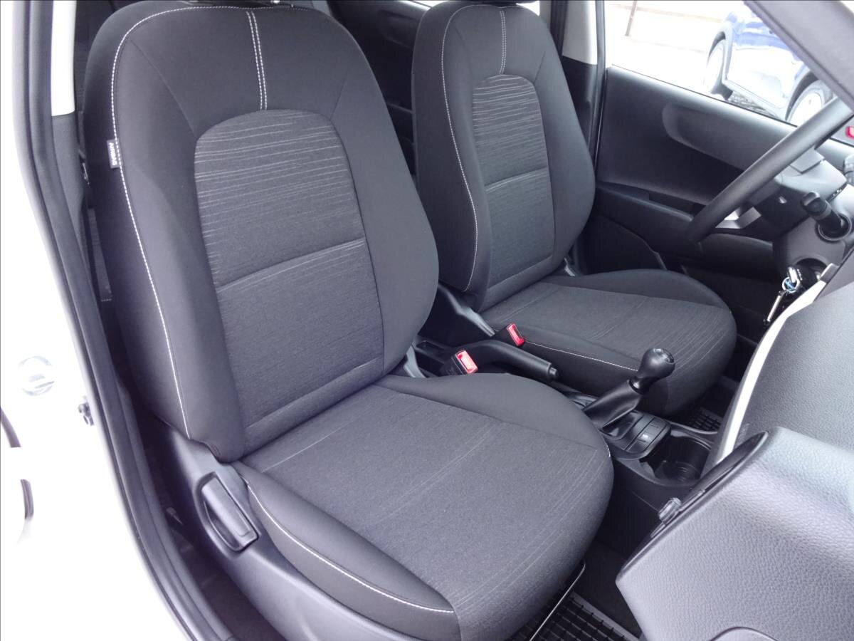 KIA Picanto Hatchback 998,0 49 kw