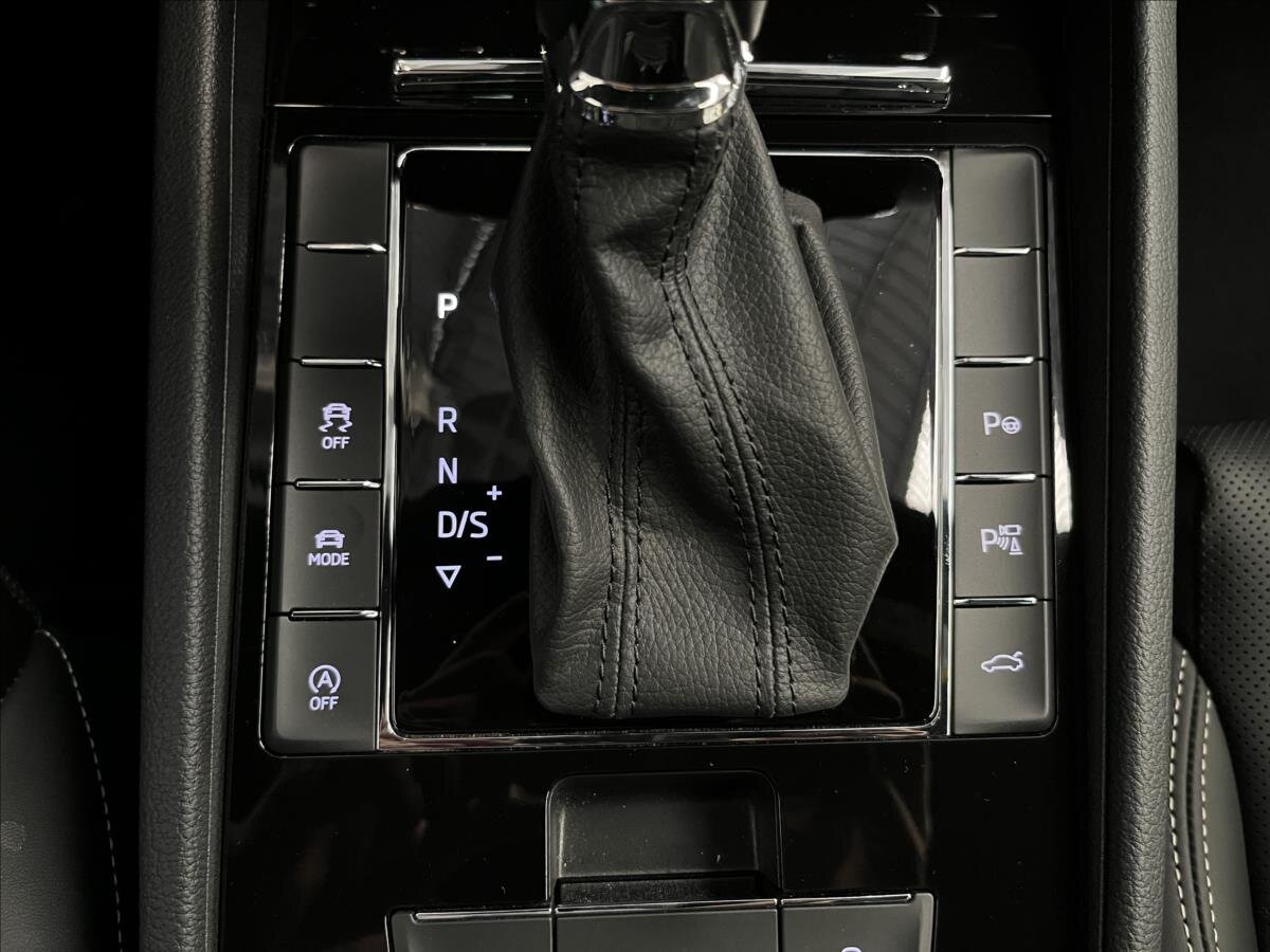 Škoda Superb Kombi 2,0 l 147 kw