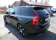 Volvo XC90 SUV / Terénní 2,0 l 228 kw
