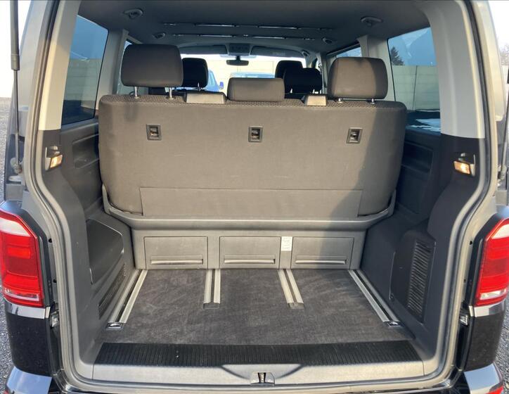 Volkswagen Multivan 6
