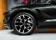 Aston Martin Ostatní SUV 4,0 l 405 kw