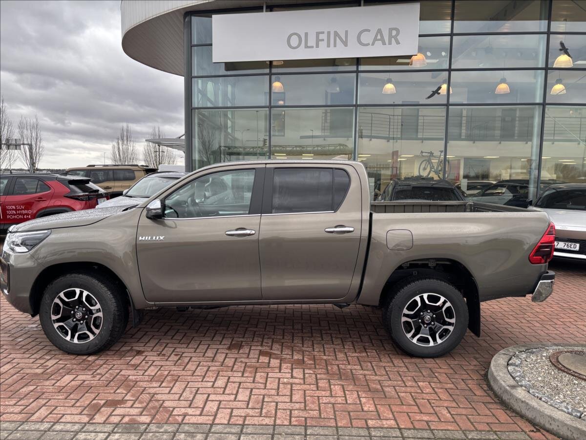 Toyota Hilux Pick-up 2,8 l 150 kw