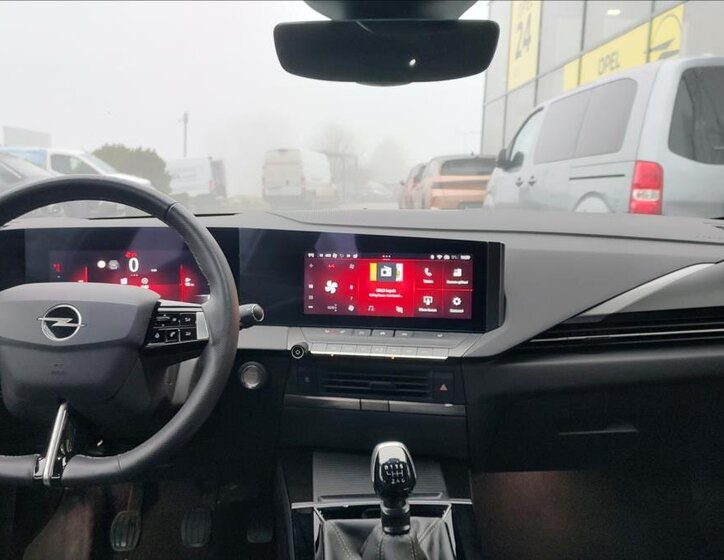 Opel Astra Kombi 1,2 l 96 kw