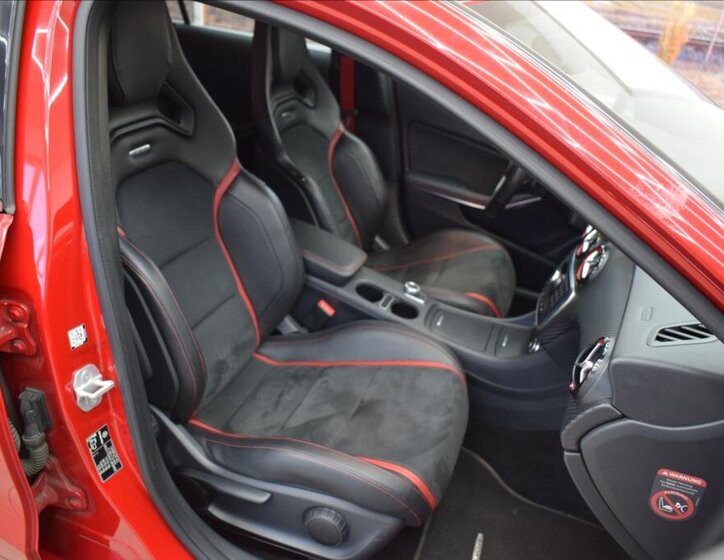 Mercedes-Benz Třídy A Hatchback 2,0 l 155 kw