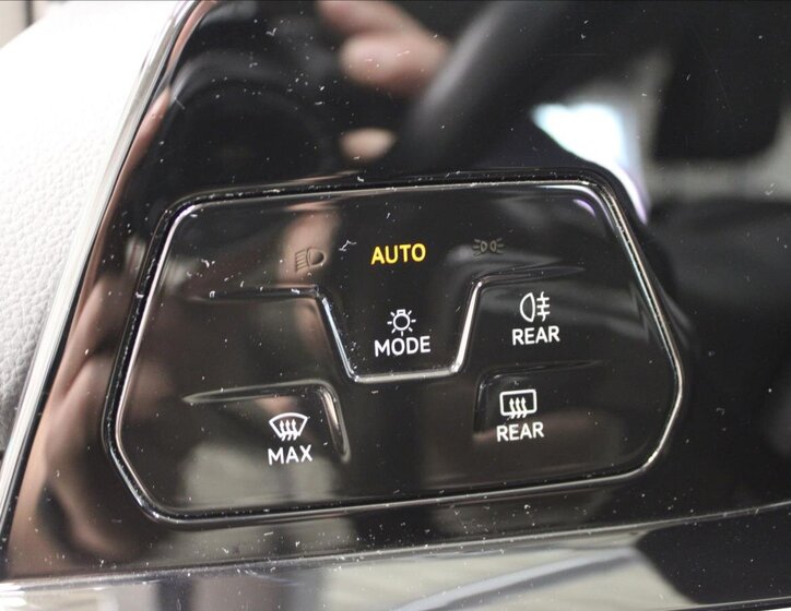 Volkswagen Golf Kombi 1,5 l 110 kw