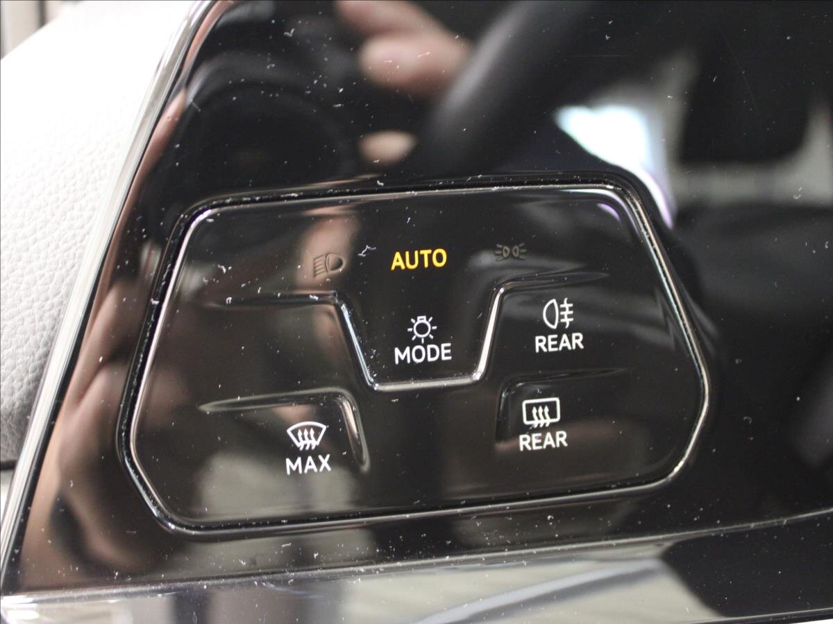 Volkswagen Golf Kombi 1,5 l 110 kw