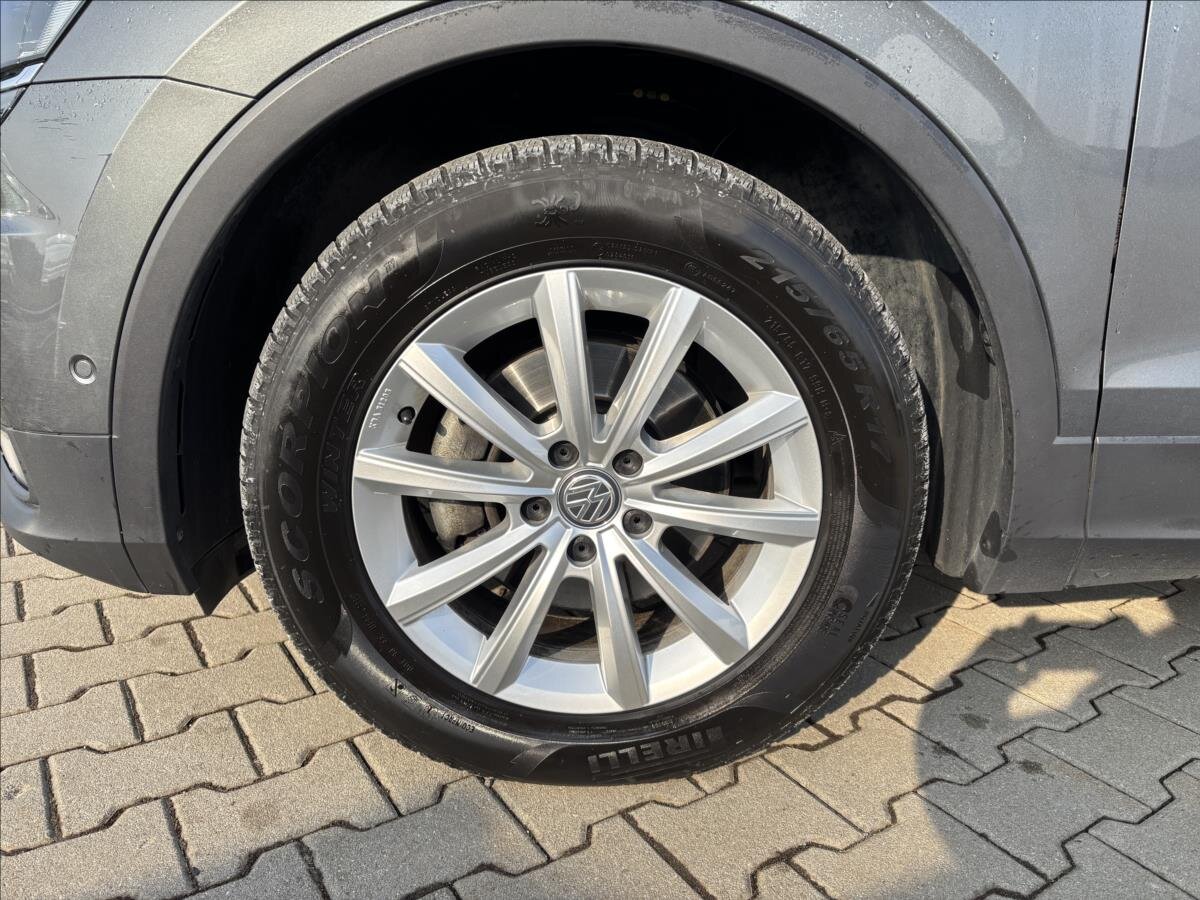 Volkswagen Tiguan SUV / Terénní 1,5 l 110 kw