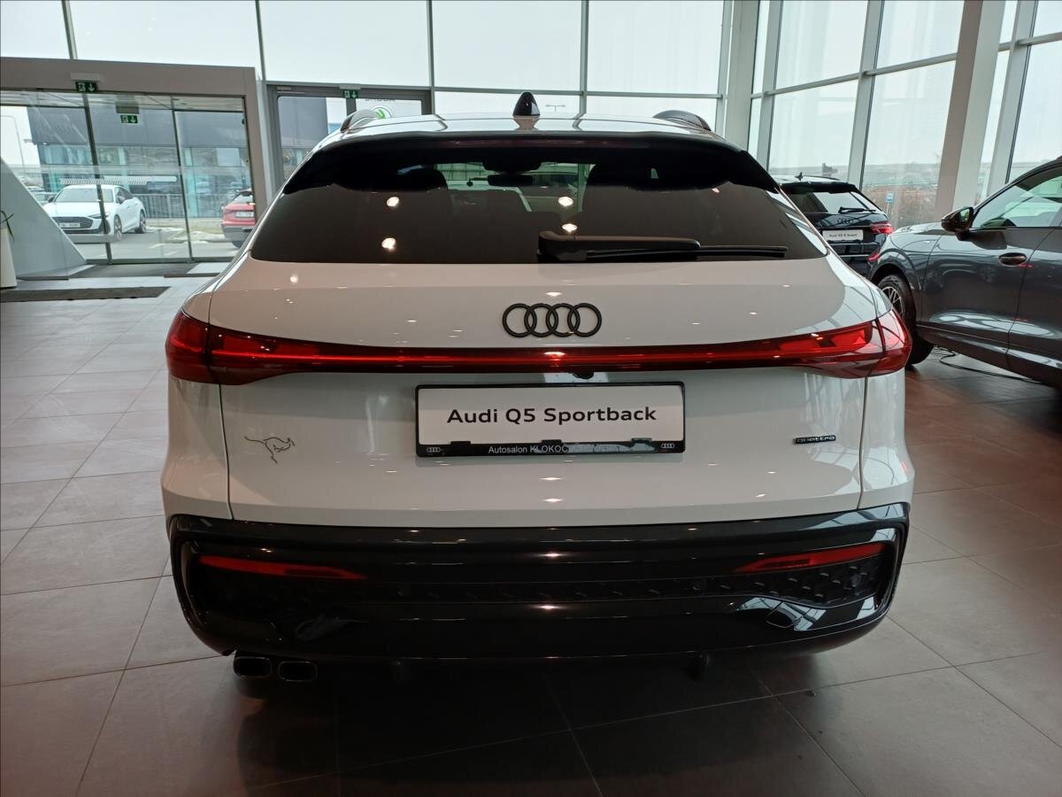 Audi Q5 SUV / Terénní 2,0 l 150 kw