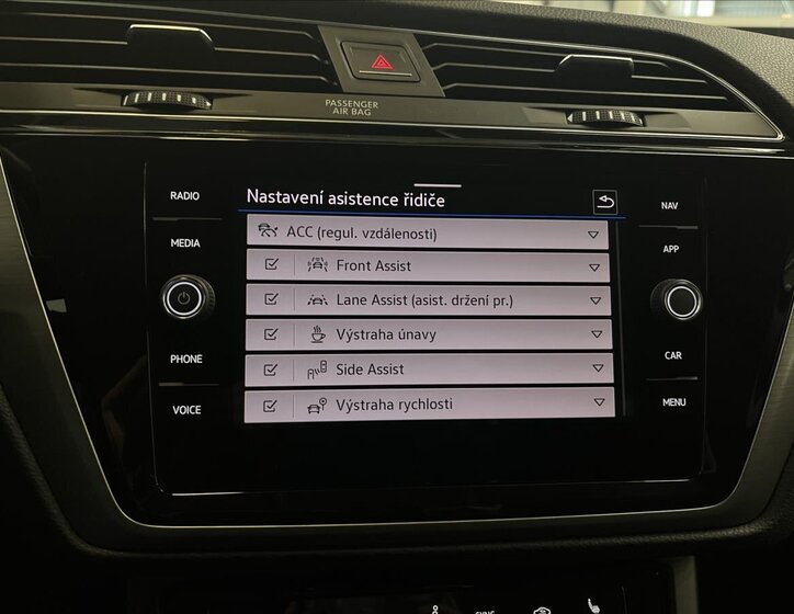 Volkswagen Touran MPV 1,5 l 110 kw