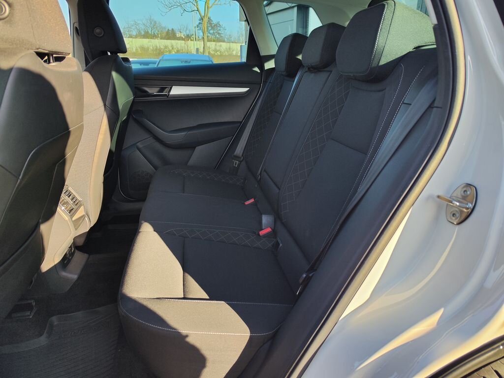 Škoda Karoq SUV 1,5 l 110 kw