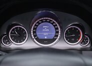 Mercedes-Benz Třídy E 27